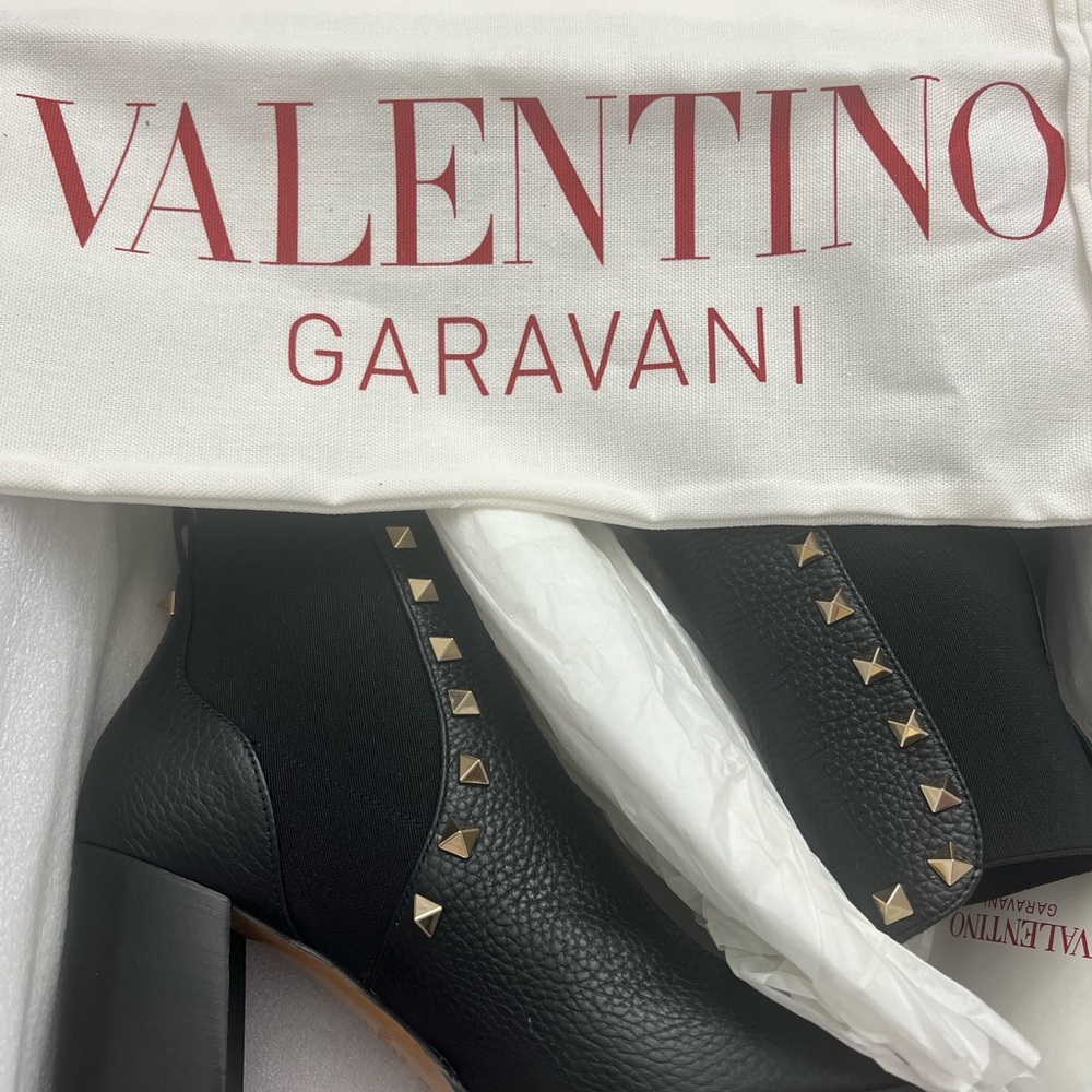 SOLD Brand New Valentino Black and Gold studs womens boots Size US 7 - Picture 10 of 10